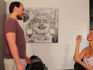 DaCada Porno Video: In der Fitnessstudio Umkleide den Jungschw**z abgemolken!